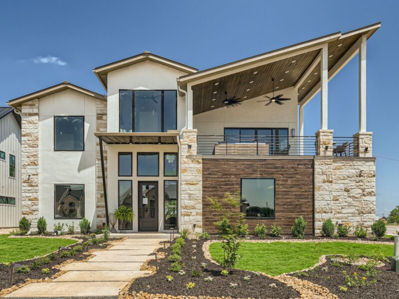 01-Exterior-Front