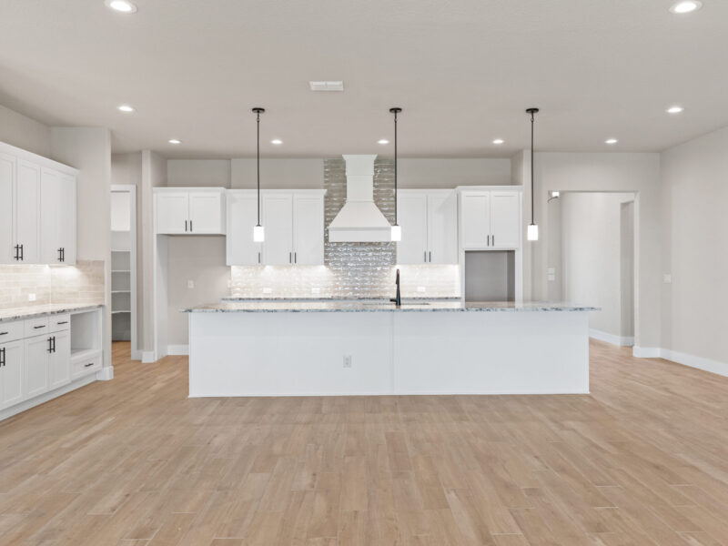 1202 Roxburg Way