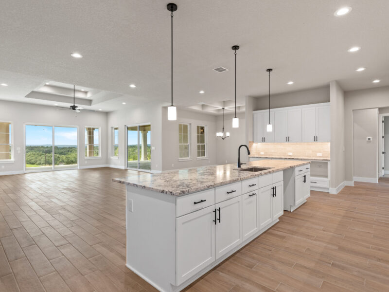 1202 Roxburg Way
