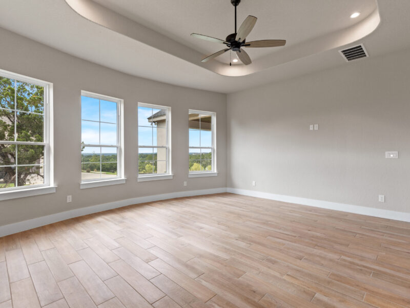 1202 Roxburg Way