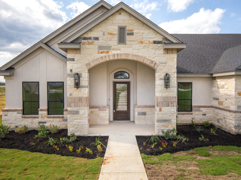 1202 Roxburg Way