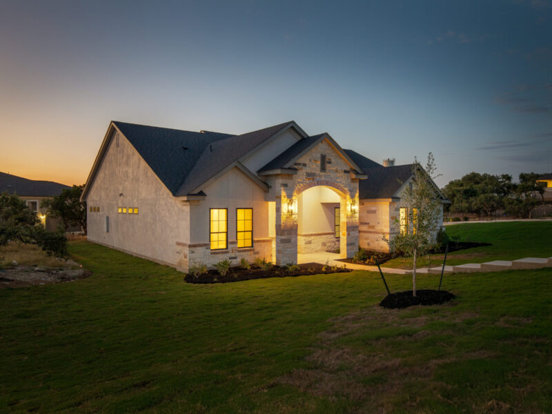 1202 Roxburg Way