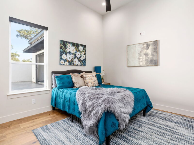 44-web-or-mls-8186B-23