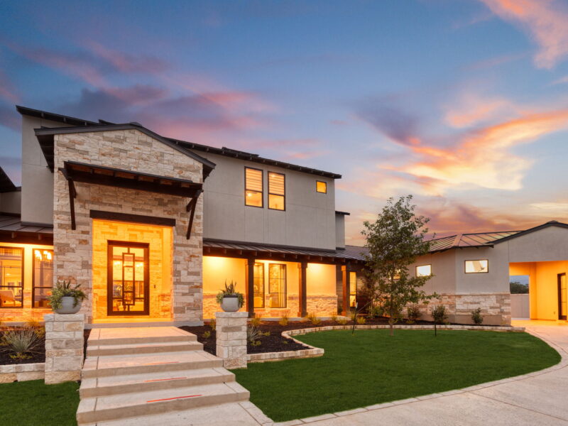 3-web-or-mls-220_twilight-3