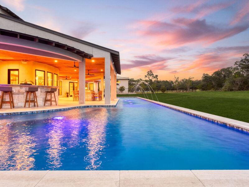 5-web-or-mls-220_twilight-5