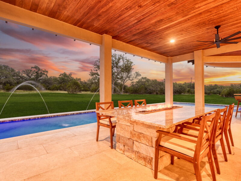 9-web-or-mls-220_twilight-9